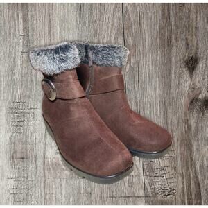 Patrizia‎ maroon boots fur lined boots size 38/7.5